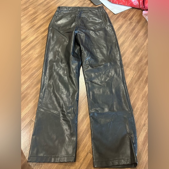 Abercrombie Vegan Leather 90s Straight ultra high rise black leather sz 29 or 8 - Picture 5 of 8